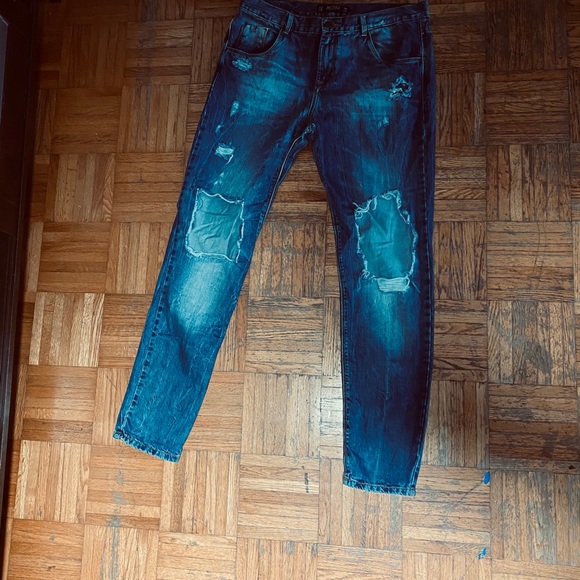 Like this post for future sales notifications - Picture 4 of 9